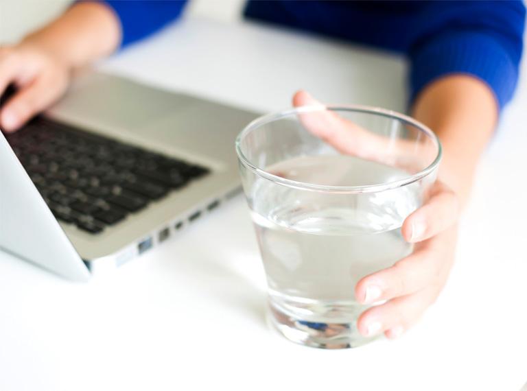Article - hydration at work mobile banner